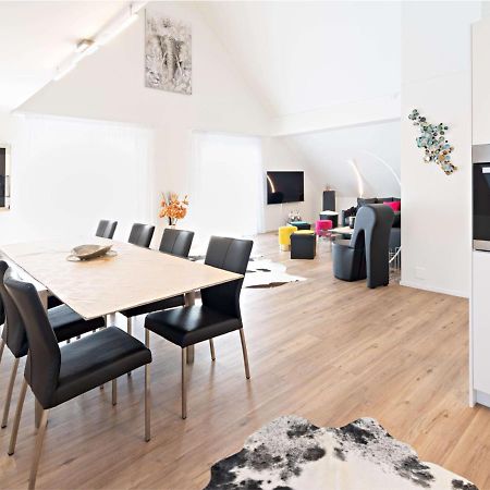 Exklusive 5,5 Zimmer Wohnung Fuer Familien Und Business 에스첸즈 외부 사진